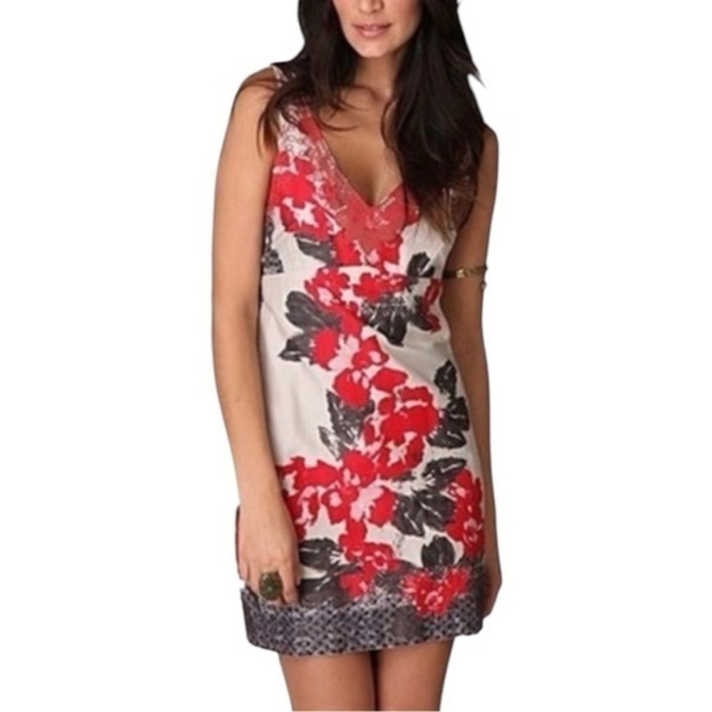 Free People Vibrant Floral V-Neck Dress Embroidered Details sz 2